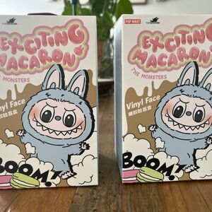 Exciting Macarons Vinyl Face Toy